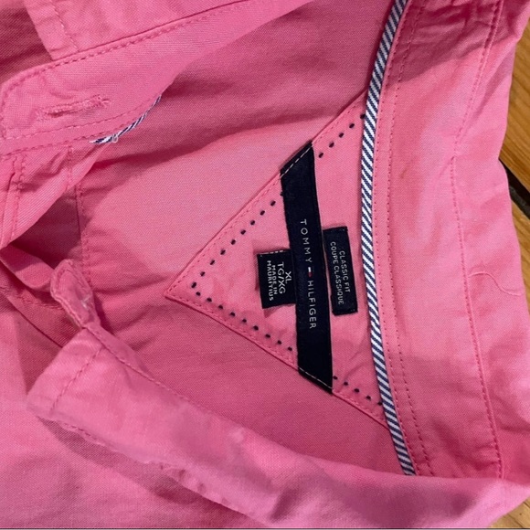 4 Tommy Hilfiger Blouses and Shirt - Picture 8 of 10